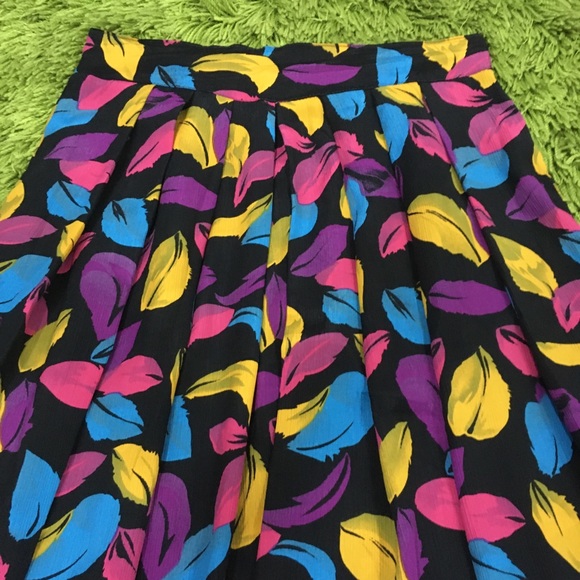 Vintage KATIES Women’s Size 10-12 Midi Skirt - Picture 3 of 8